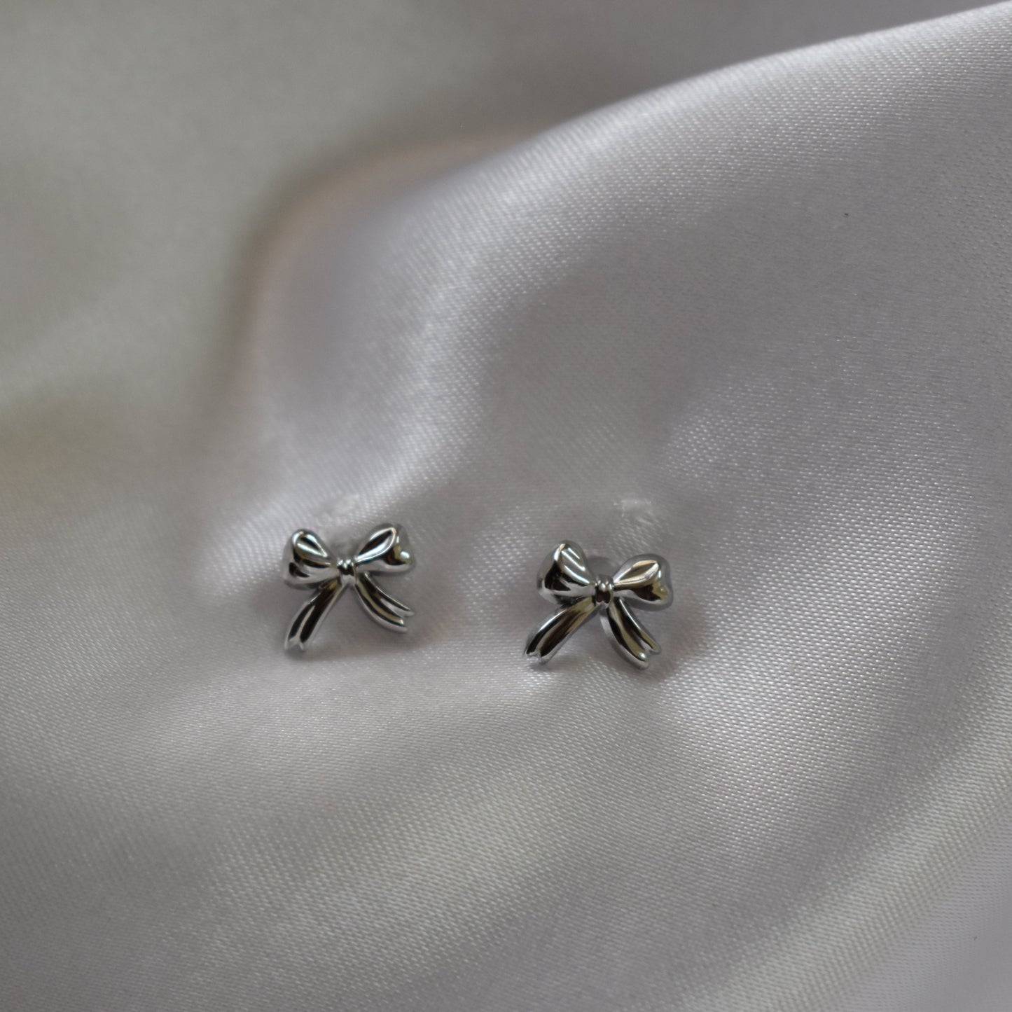 Bow Studs